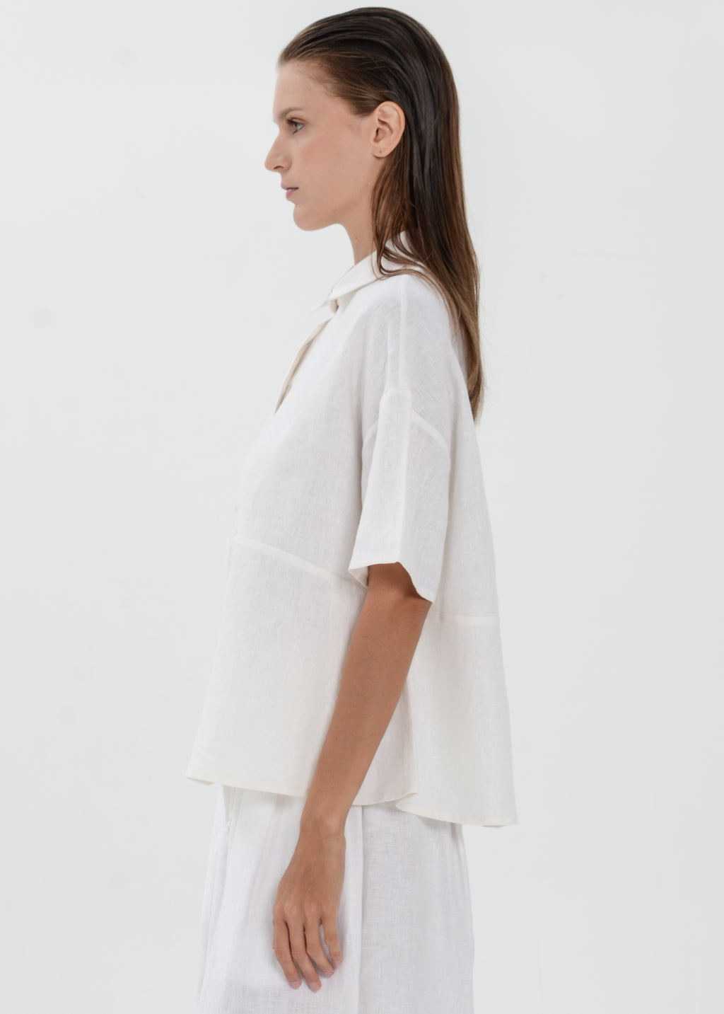 The Essence Linen Top - Collared Polo Blouse with Upper Half Button