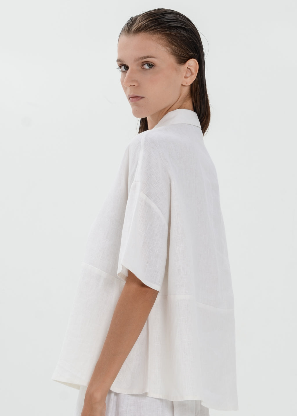 The Essence Linen Top - Collared Polo Blouse with Upper Half Button