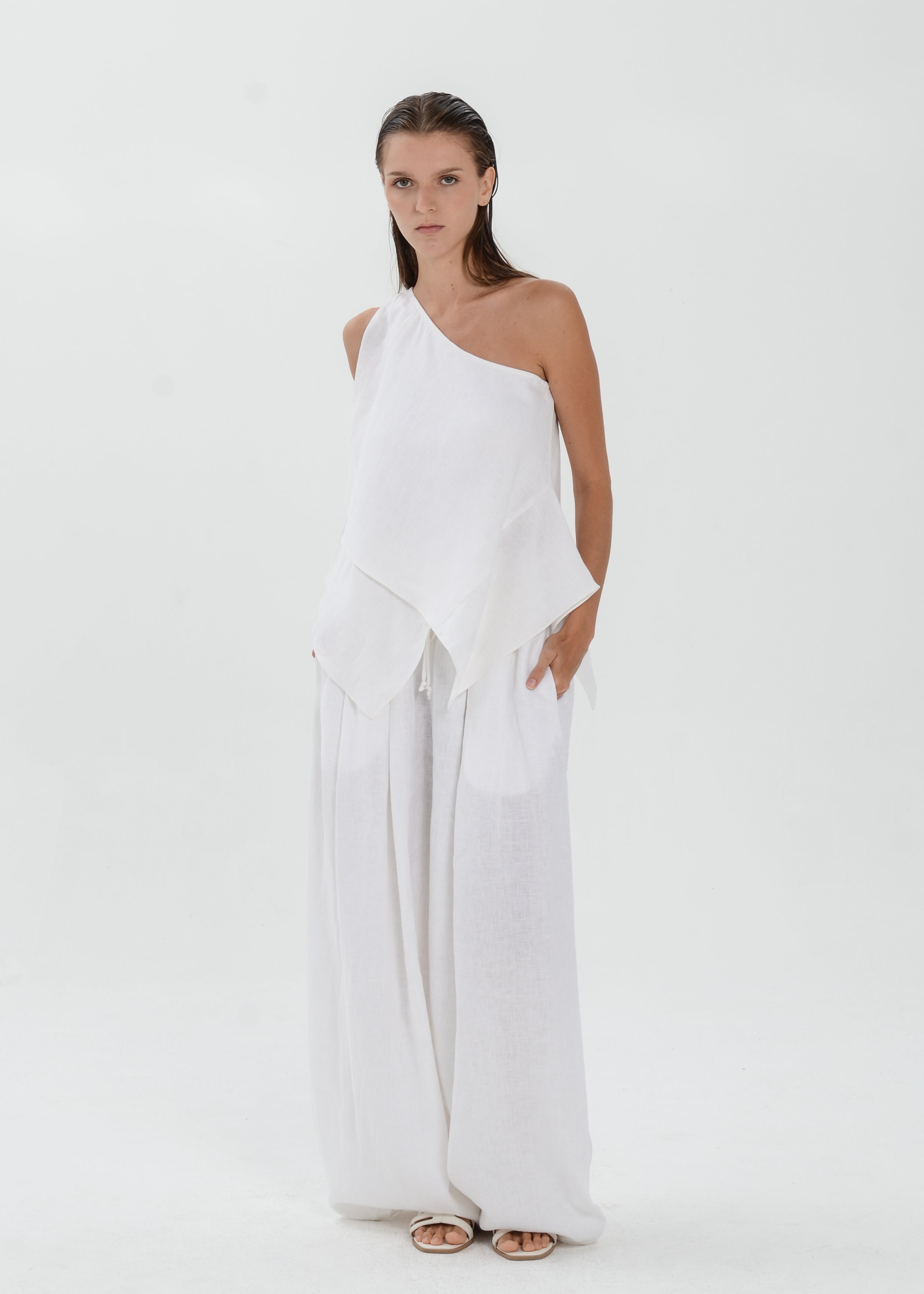 The Essence Linen Pants - Bubble Pants