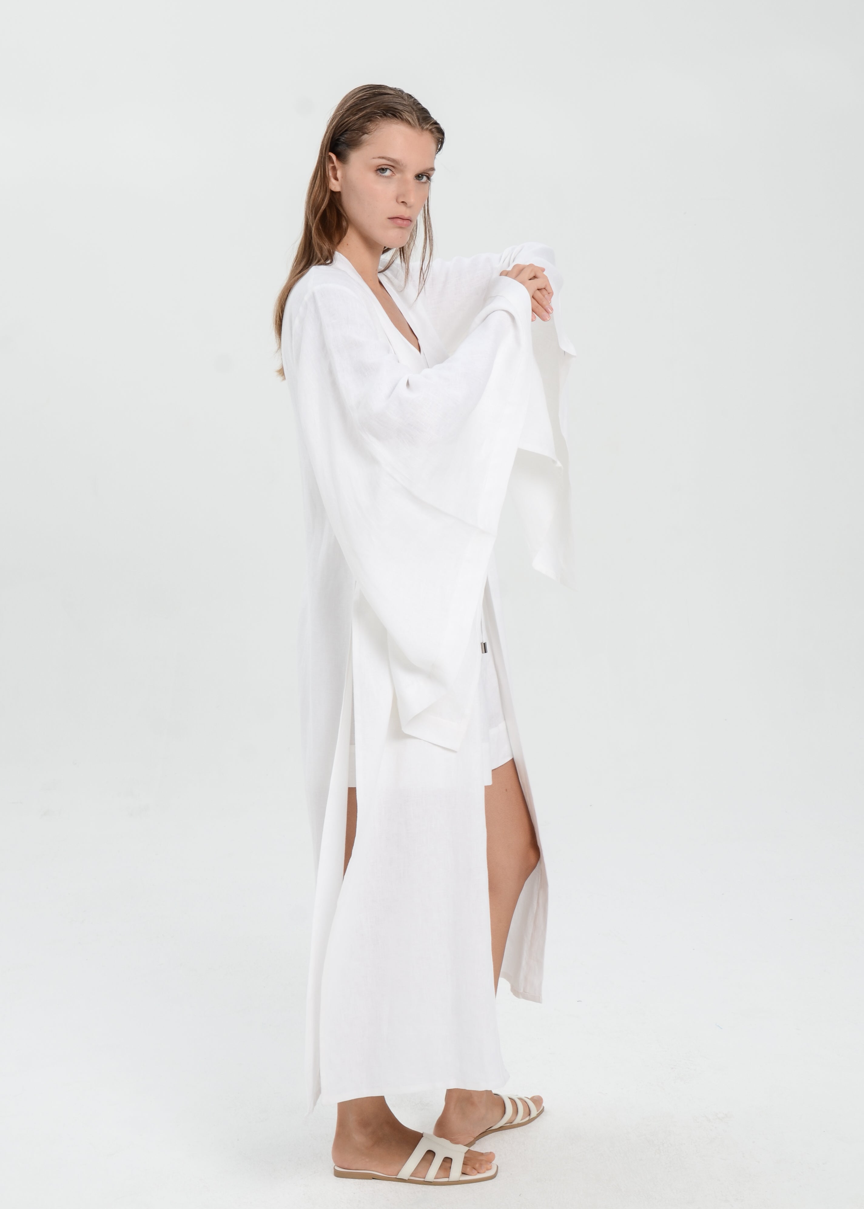 The Essence Linen Top - Batwing Abaya